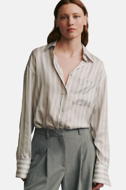 Big Joe Shirt In Silk Voile Light Grey/White Fashionable Pleated Short Shirt